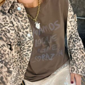 “Hagamos lo que diga el corazón” T‑shirt